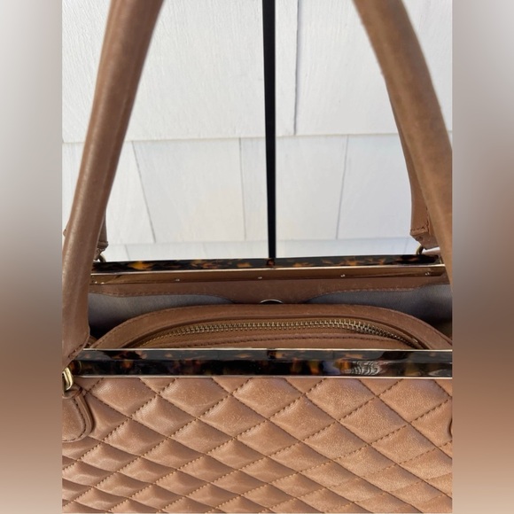 Talbots Tan Napa Leather Tortoise Trim Quilted Handbag Classic
Retail $219.99 - Picture 13 of 16
